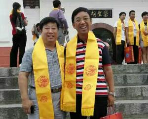 在南陽(yáng)張仲景學(xué)術(shù)交流會(huì)和李鄉(xiāng)狀導(dǎo)演，國(guó)際經(jīng)筋聯(lián)合會(huì)執(zhí)行主席任加峰先生和各位專(zhuān)家